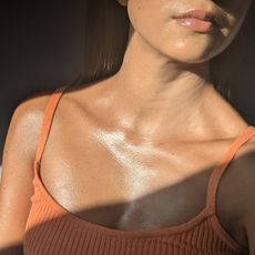 Best body oils - close up of Jazz's glowy décolletage